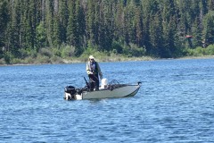 09_Bruce-on-the-water