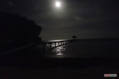 135_full_moon_over_pier